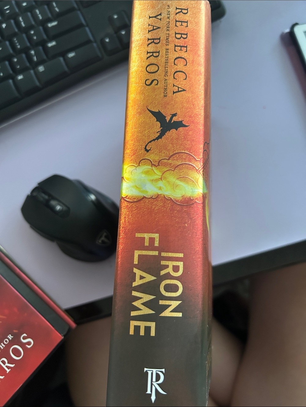Iron Flame by Rebecca Yarros - Deluxe Edition Painted Edges Hardcover - Picture 4 of 4
